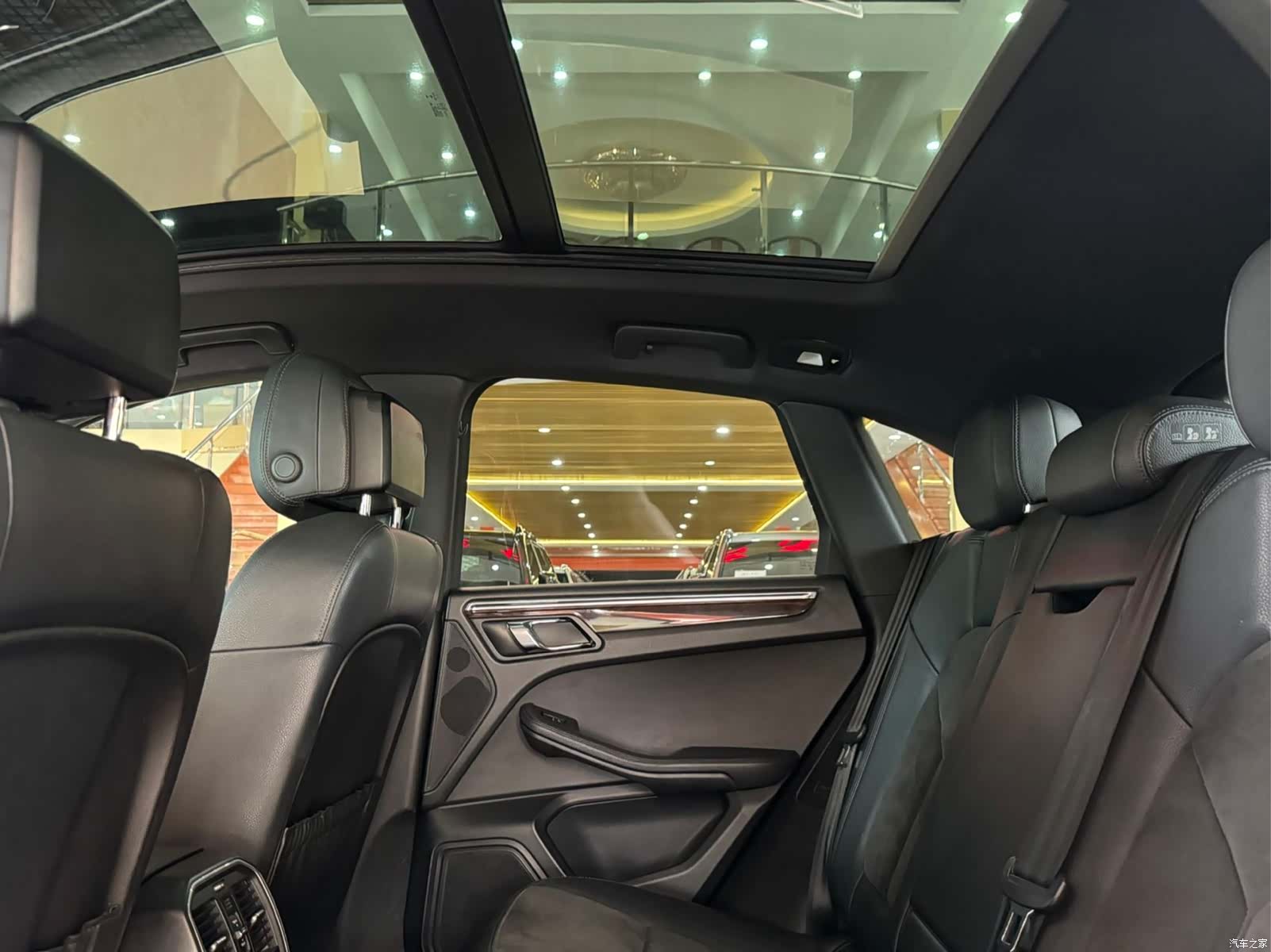 Porsche Macan, 2015 16