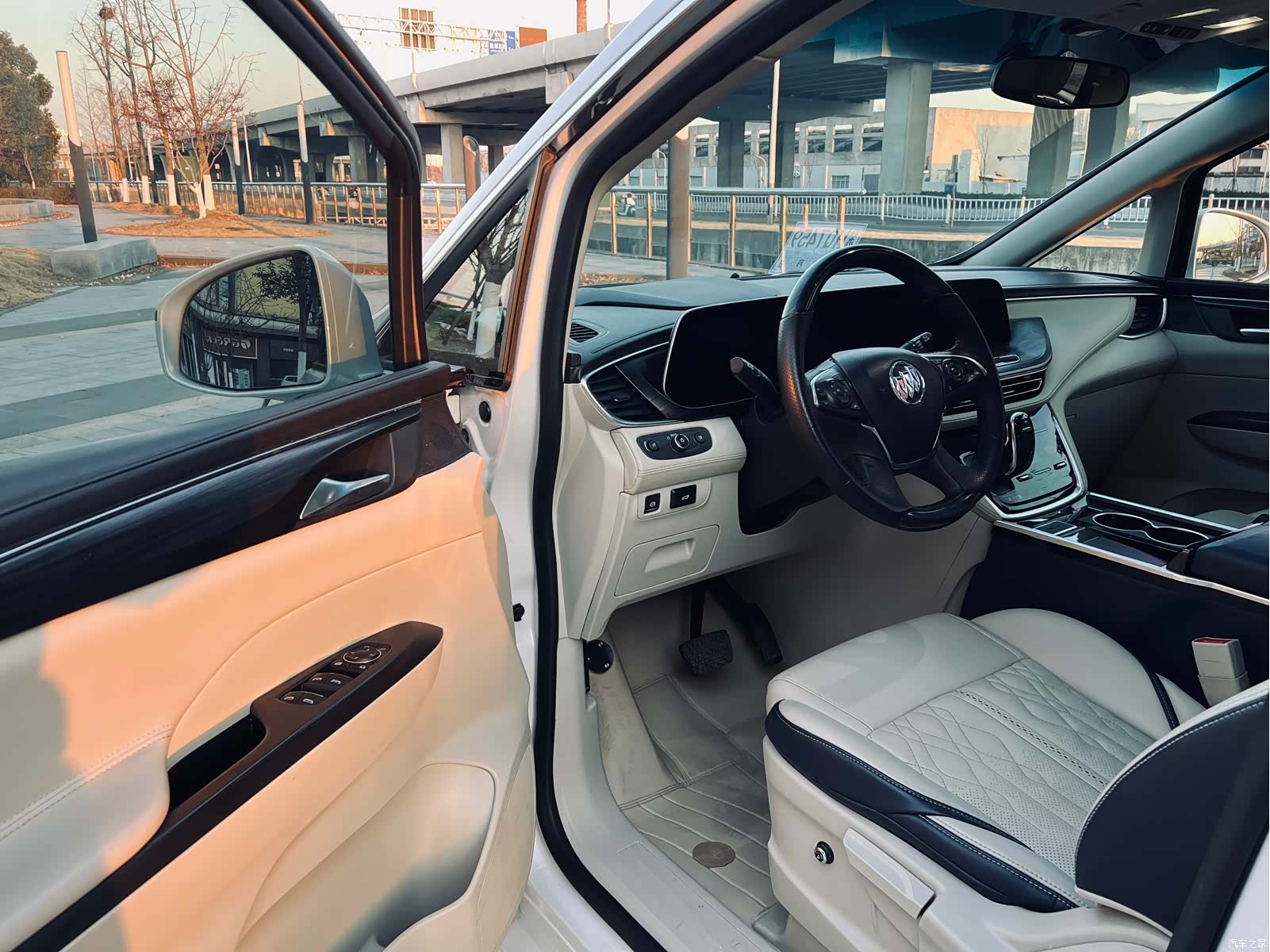 Buick GL8, 2020 21