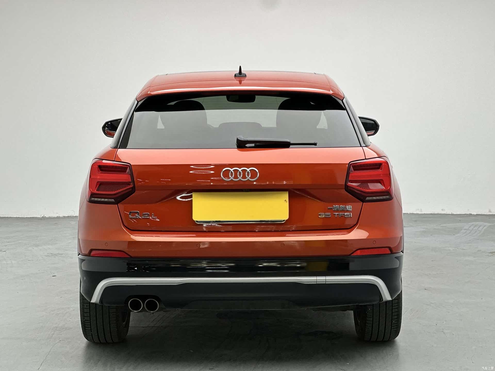 Audi Q2L, 2019 все фото