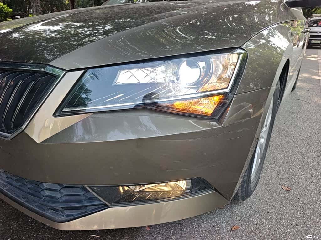 Skoda Superb, 2018 24