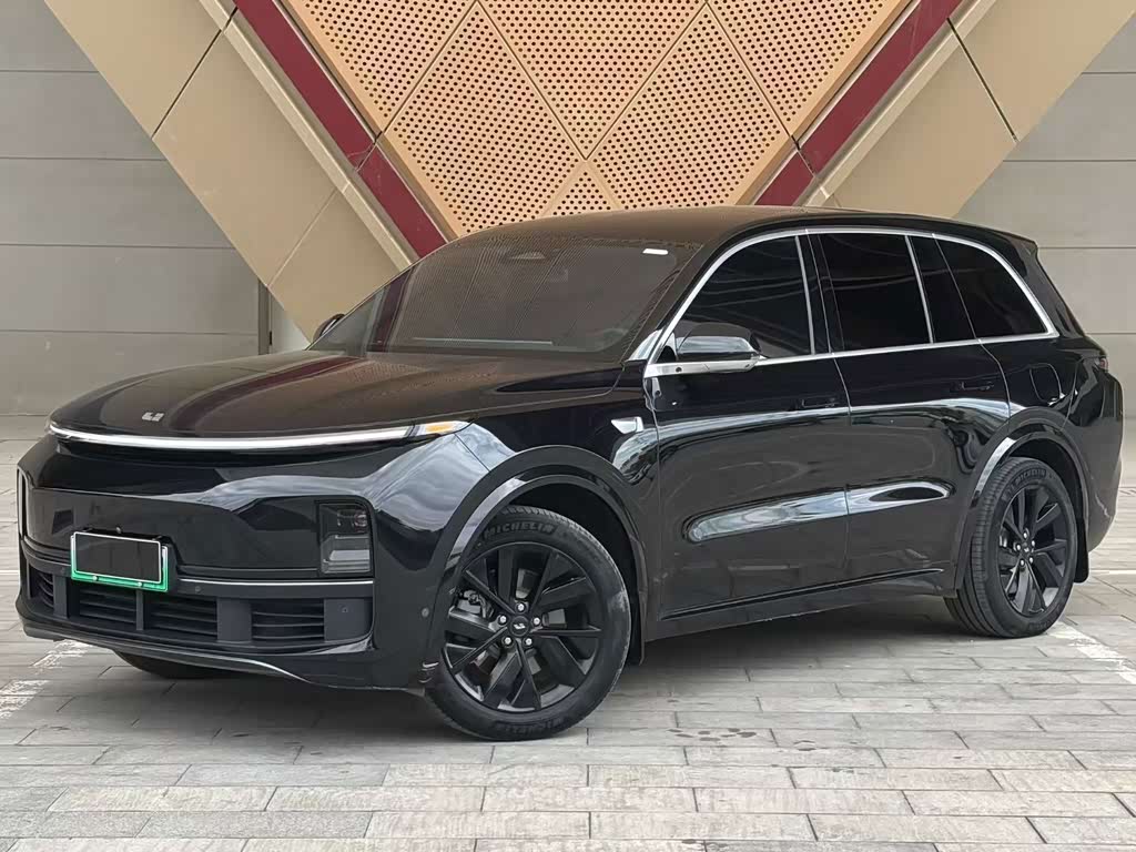 Li Auto L8