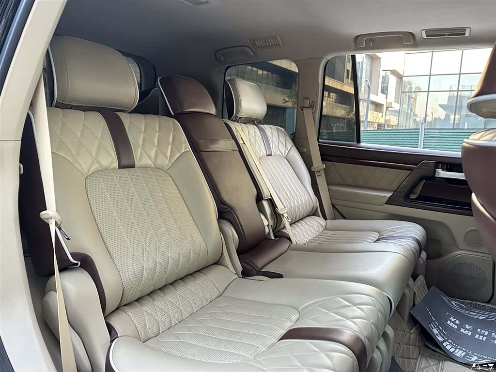 Toyota Land Cruiser, 2020 13