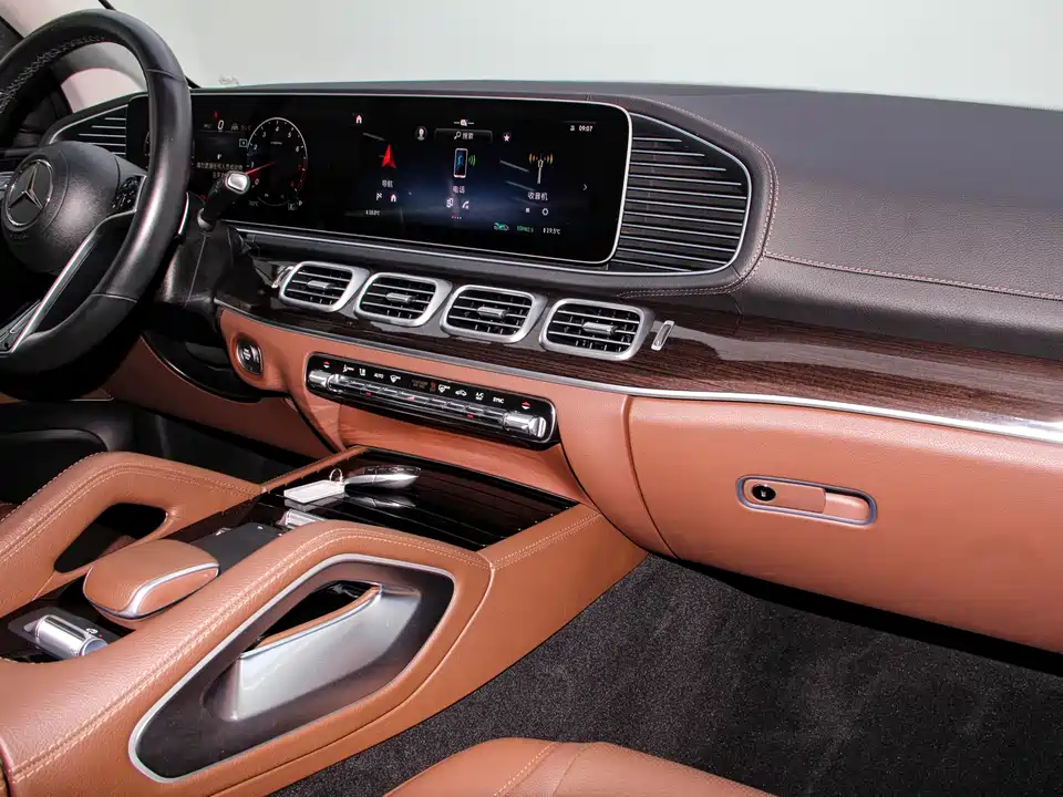 Mercedes-Benz GLE Mercedes-Benz GLE