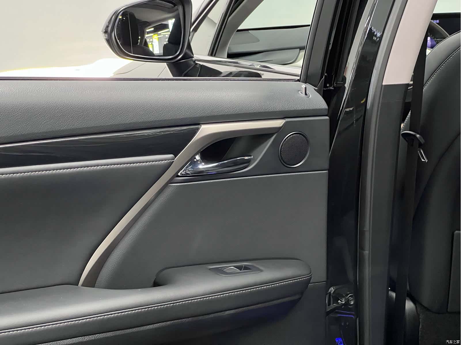 Lexus RX, 2017 18
