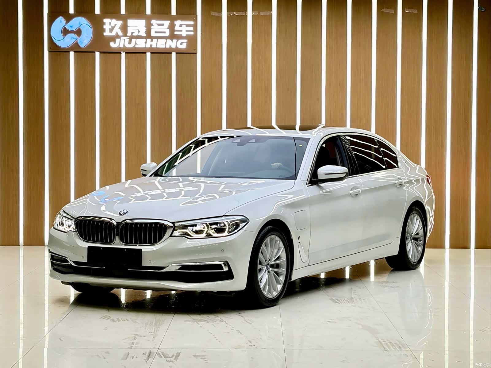 BMW 5 Series, 2019 1