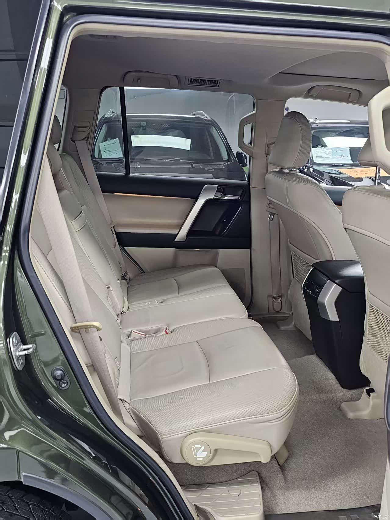 Toyota Prado, 2014 10