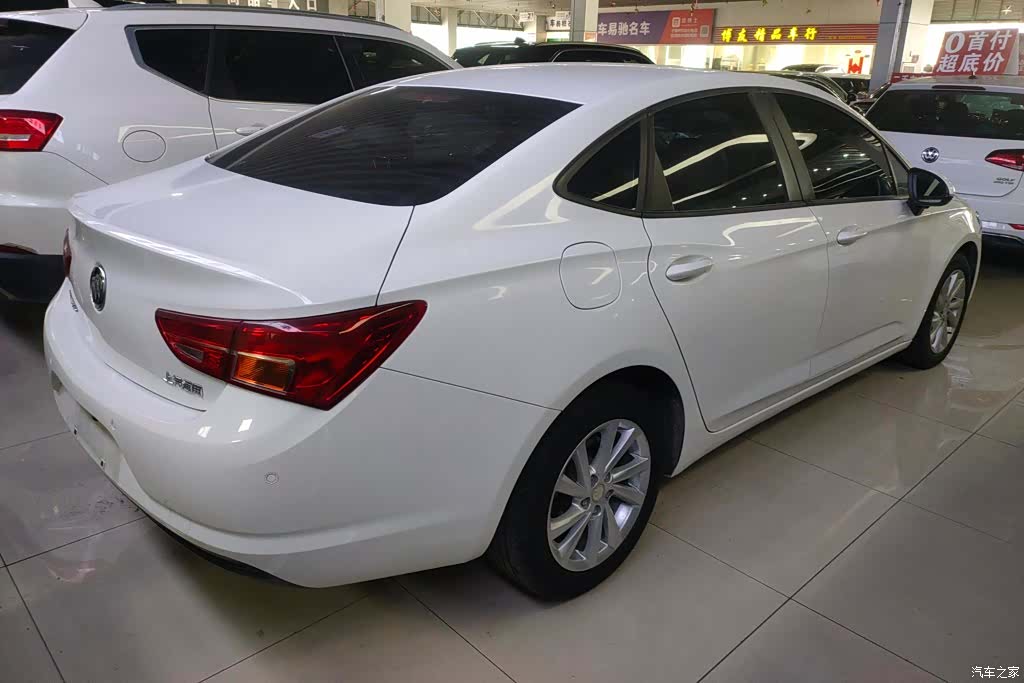 Buick Verano, 2018 3