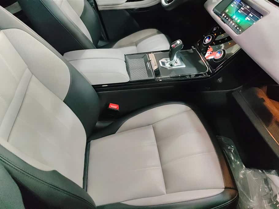 Land Rover Range Rover Aurora