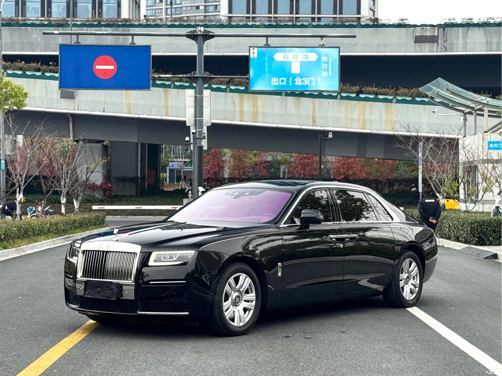 Rolls-Royce Ghost, 2022 2