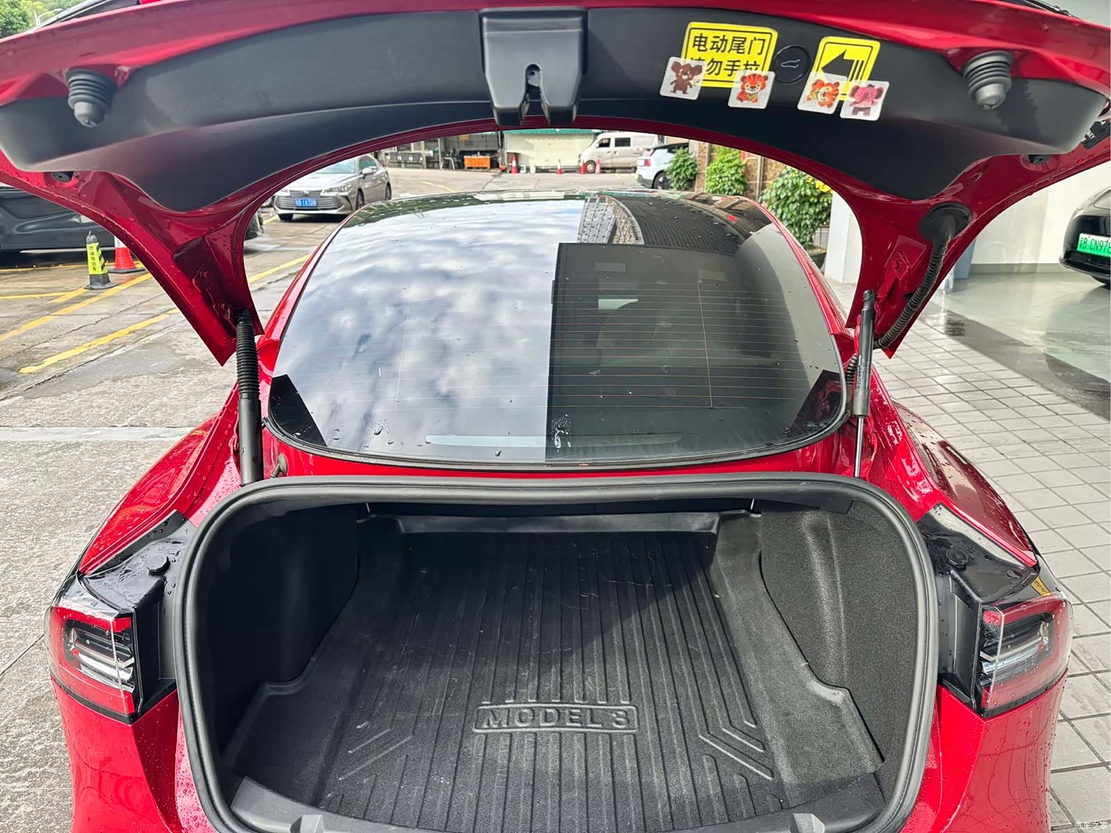 Tesla Model 3, 2022 18