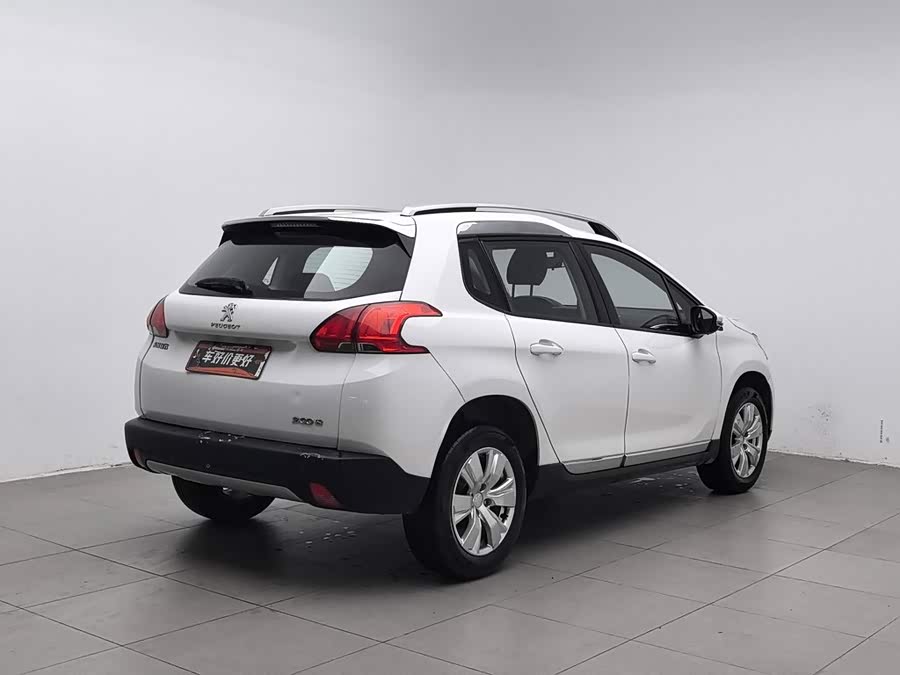 Peugeot 2008 2016, фото 2