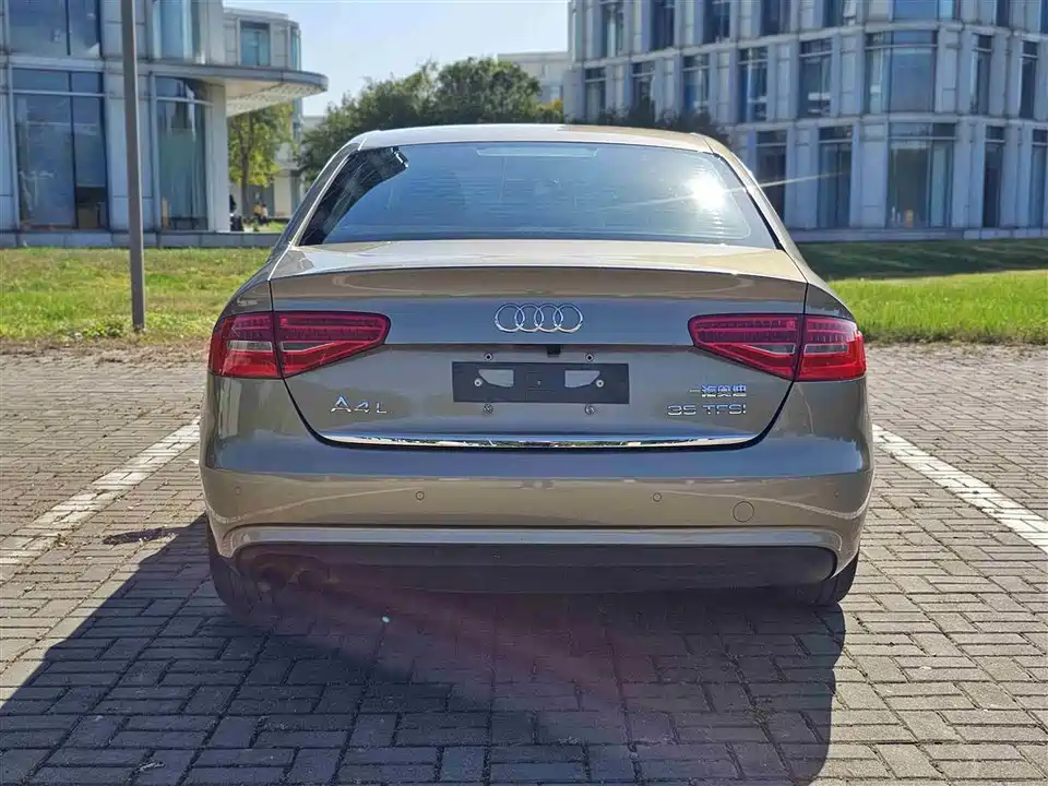 Audi A4L