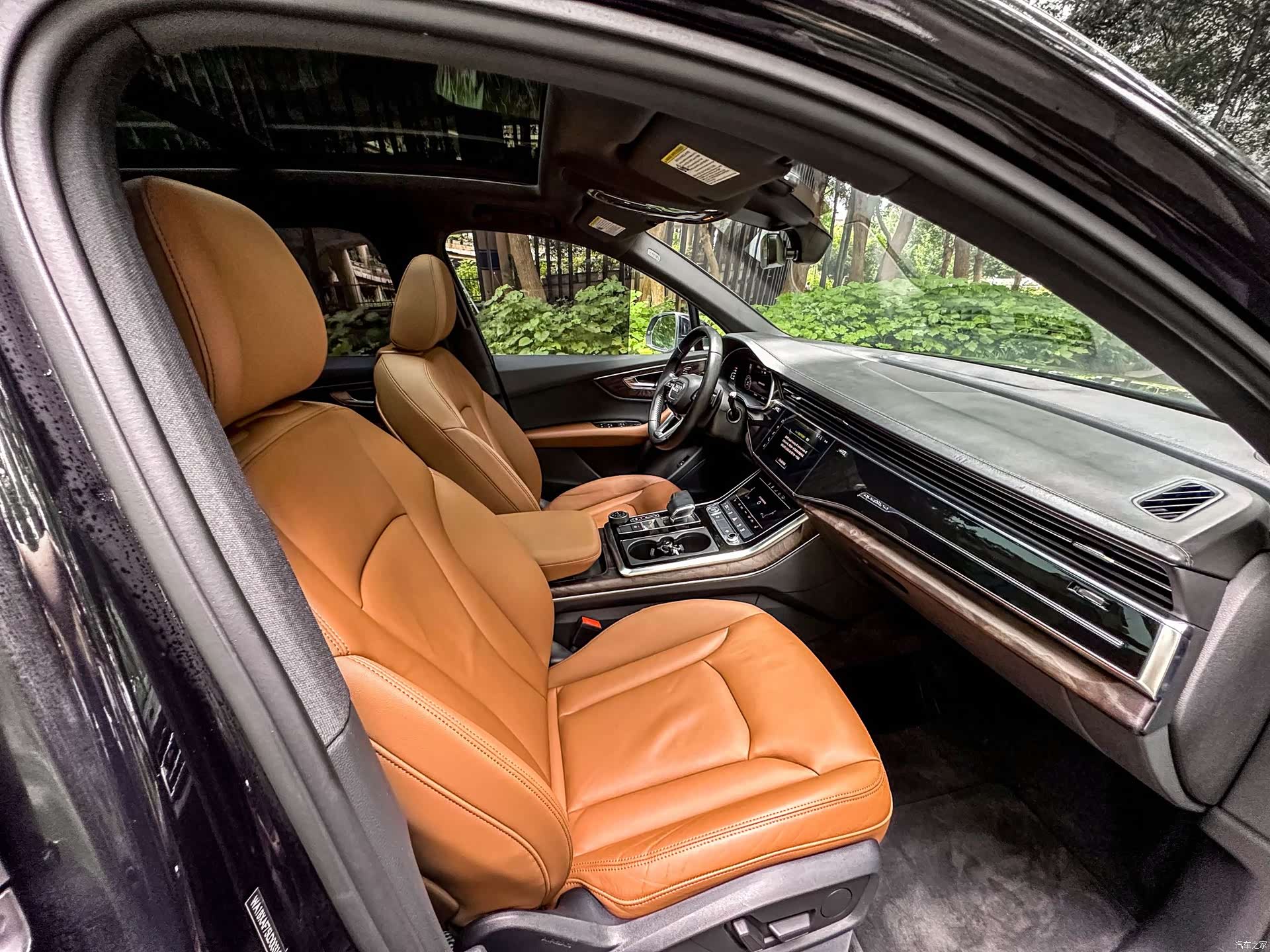 Audi Q7, 2022 8