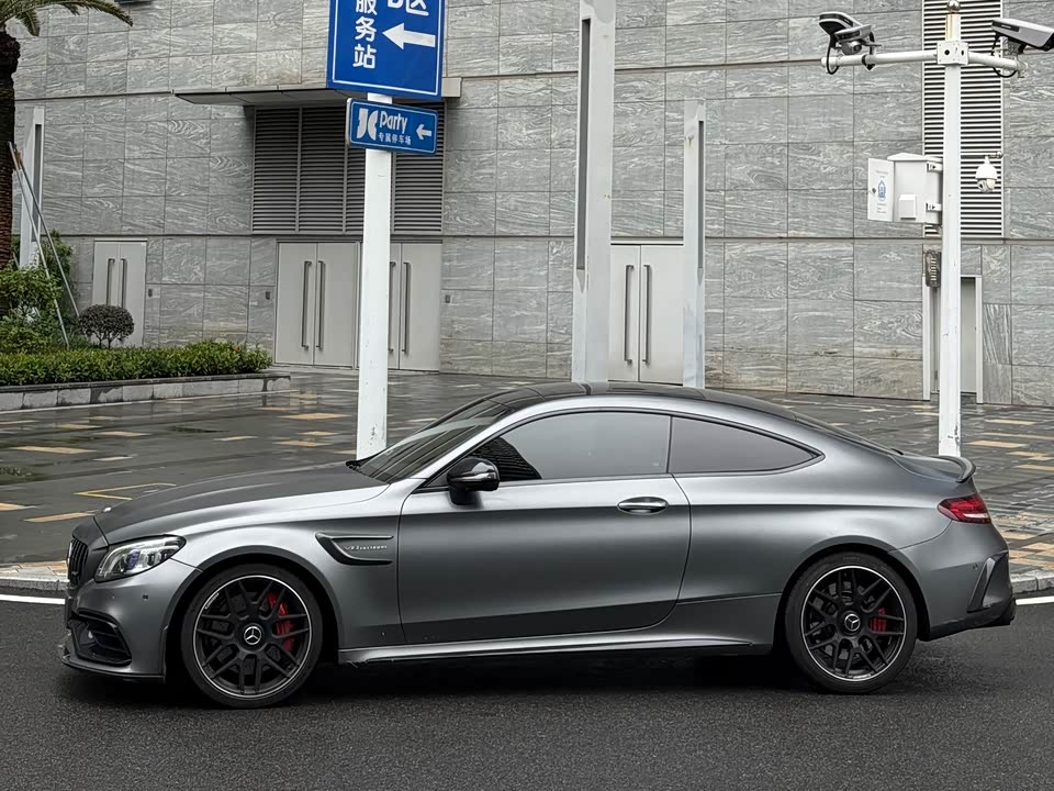 Mercedes-Benz C-class AMG Mercedes-Benz C-class AMG