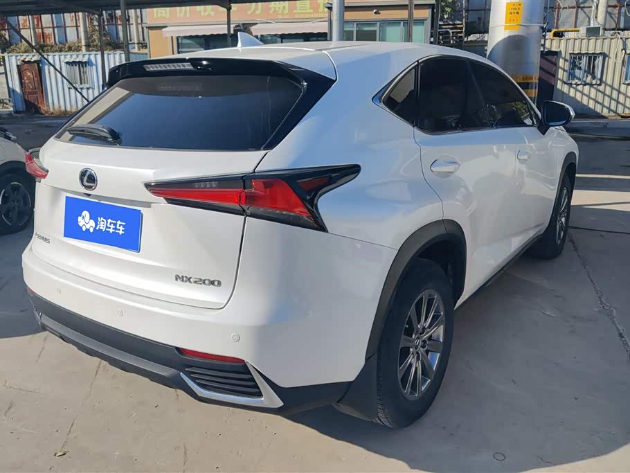 Lexus NX