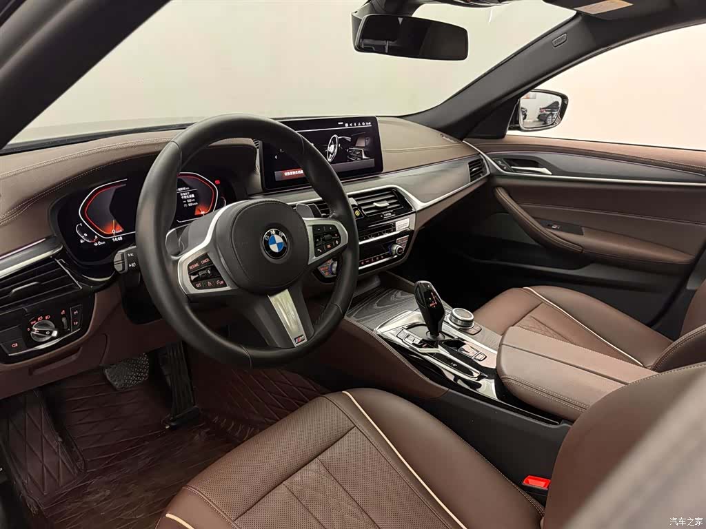 BMW 5 Series, 2022 12