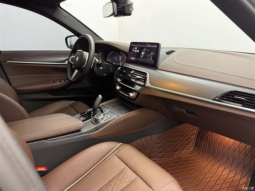 BMW 5 Series, 2022 13
