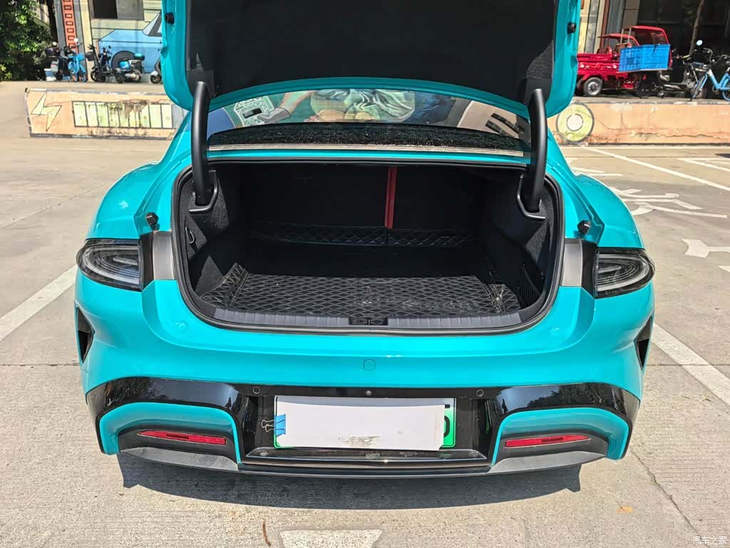 Xiaomi SU7, 2024 14