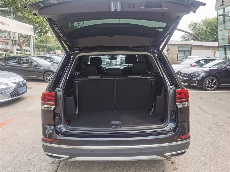 Volkswagen Tourang