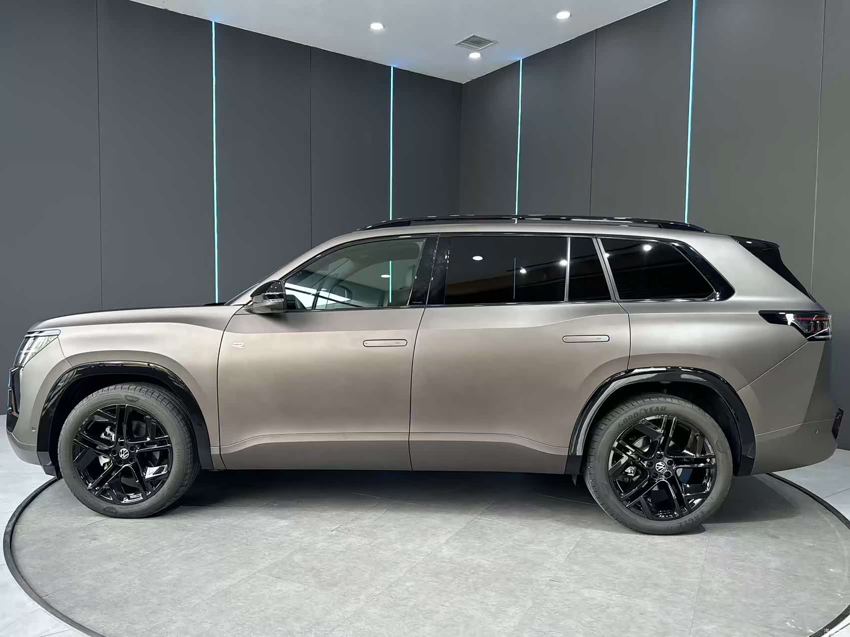 Volkswagen Teramont, 2025 все фото