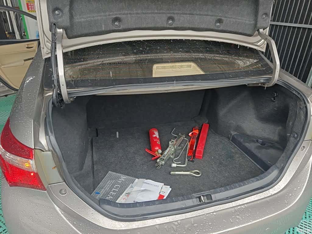 Toyota Corolla, 2015 19