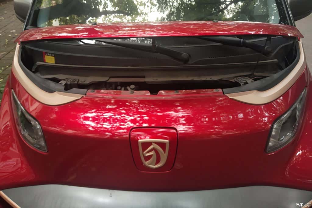 Wuling E200, 2020 10