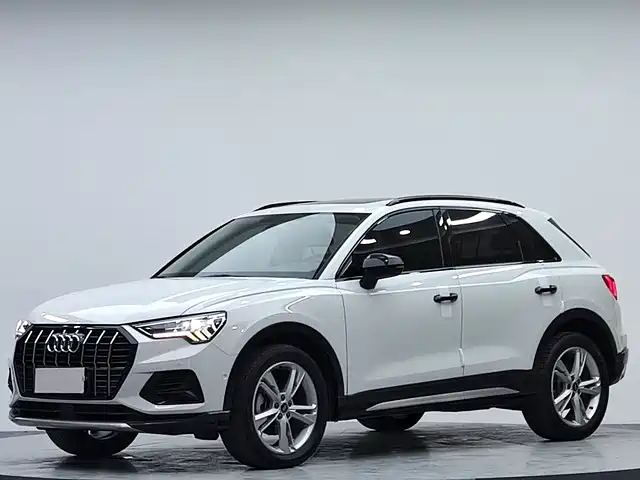 Audi Q3 2022 — купить из Китая под заказ