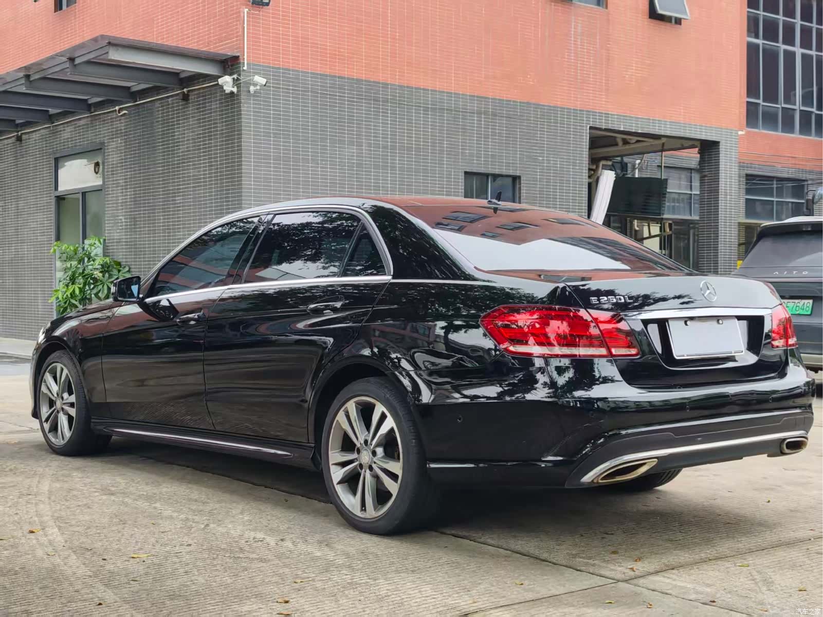 Mercedes-Benz E-Class, 2016 6