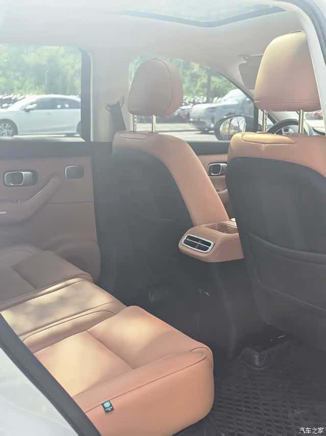 Leapmotor C10, 2025 все фото