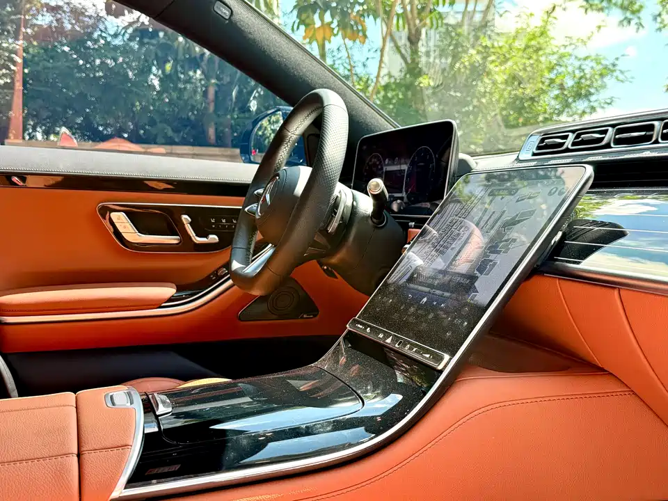 Mercedes-Benz S-class Mercedes-Benz S-class