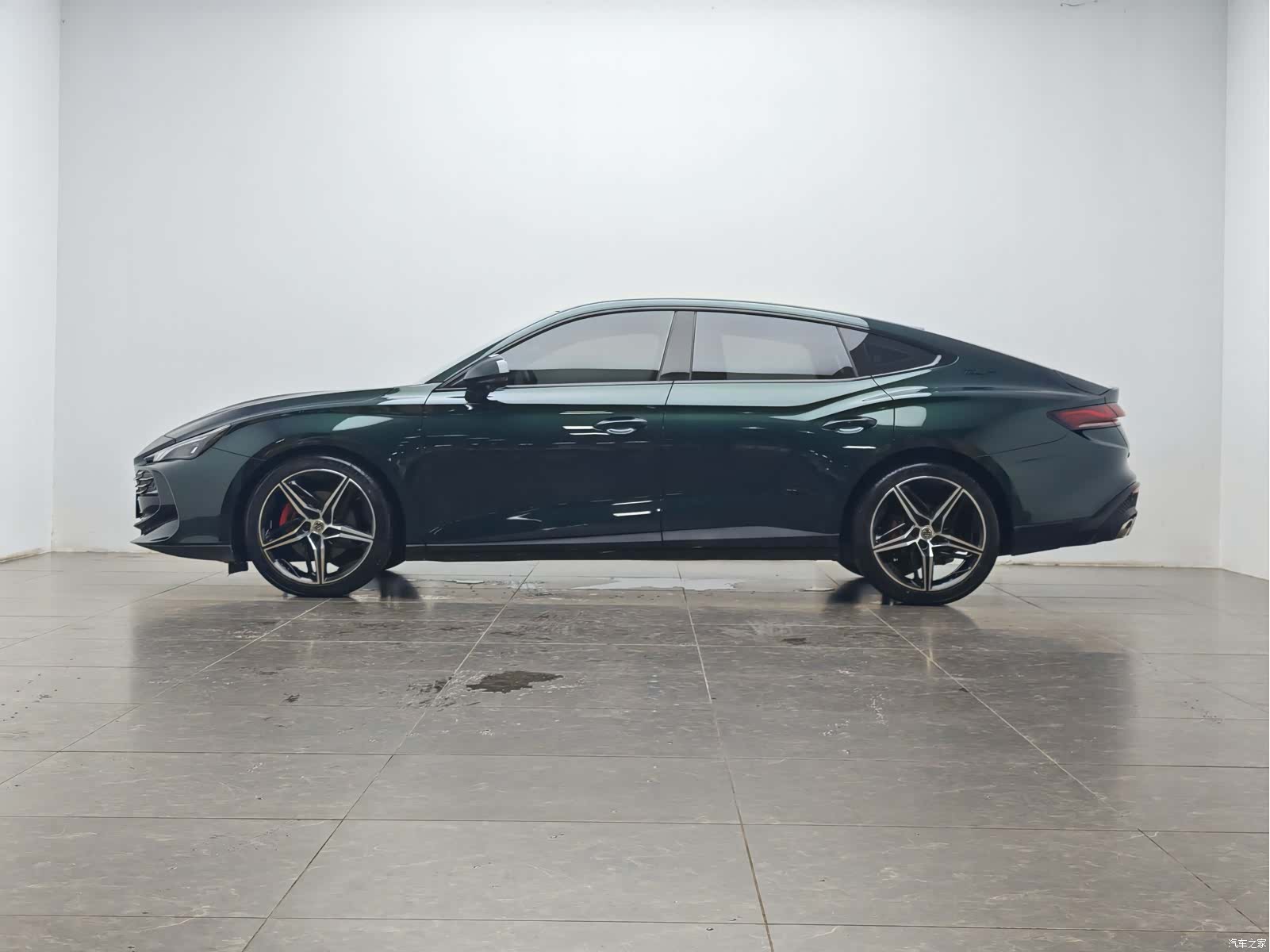 MG MG7, 2023 10