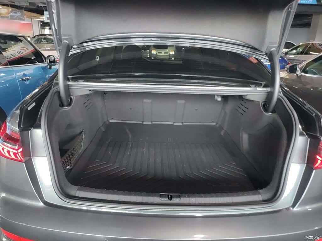 Audi A6L, 2021 15