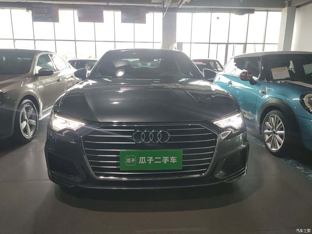 Audi A6L, 2021 3