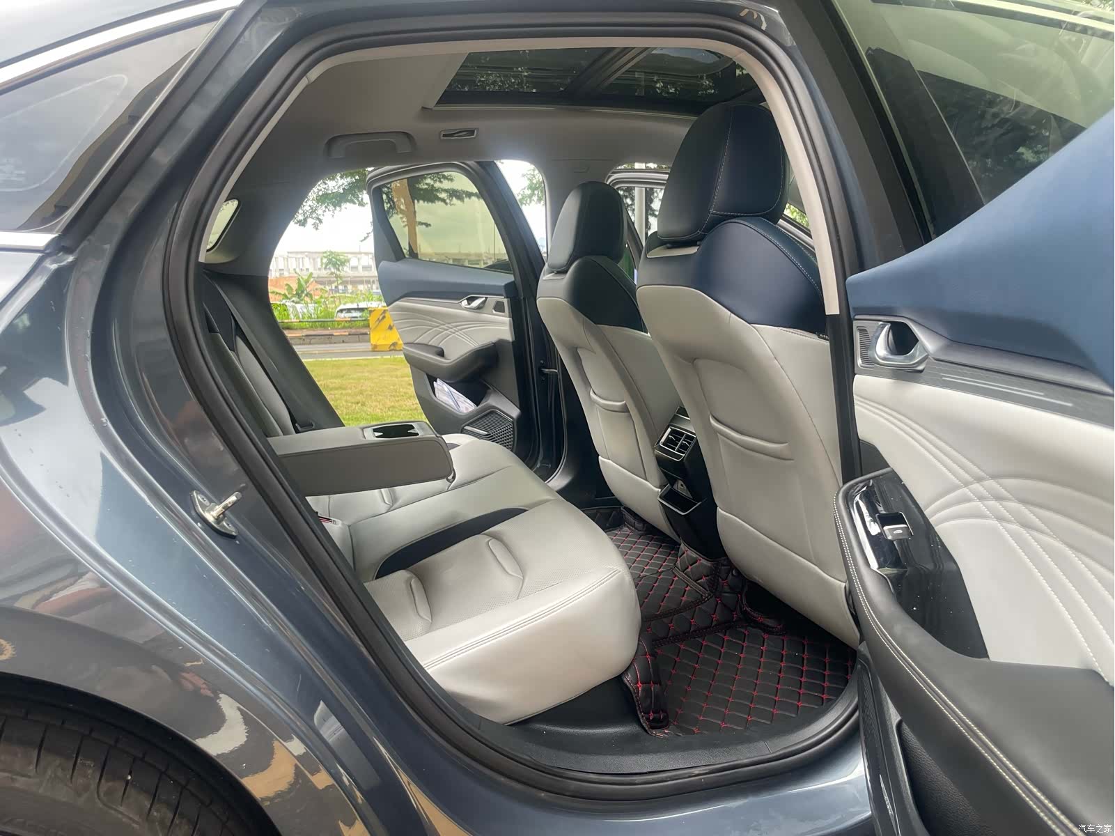 Geely Preface, 2021 12