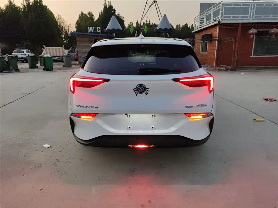 Buick Slightly blue 6