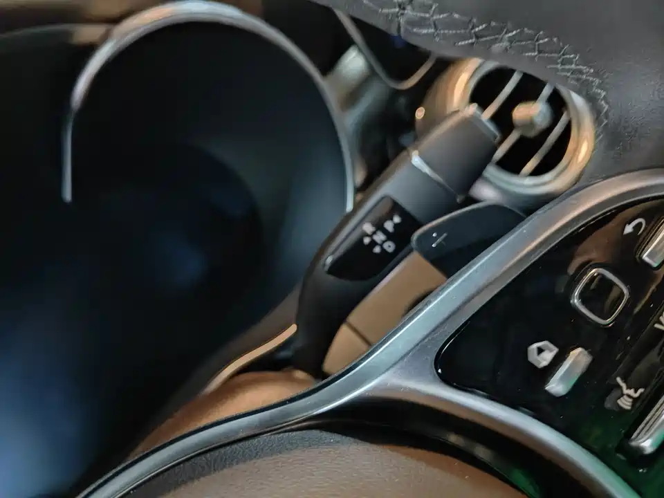 Mercedes-Benz GLC Mercedes-Benz GLC