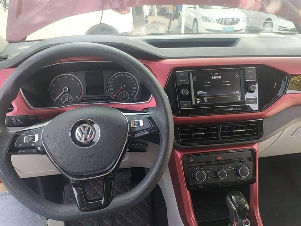 Volkswagen Tu Kai