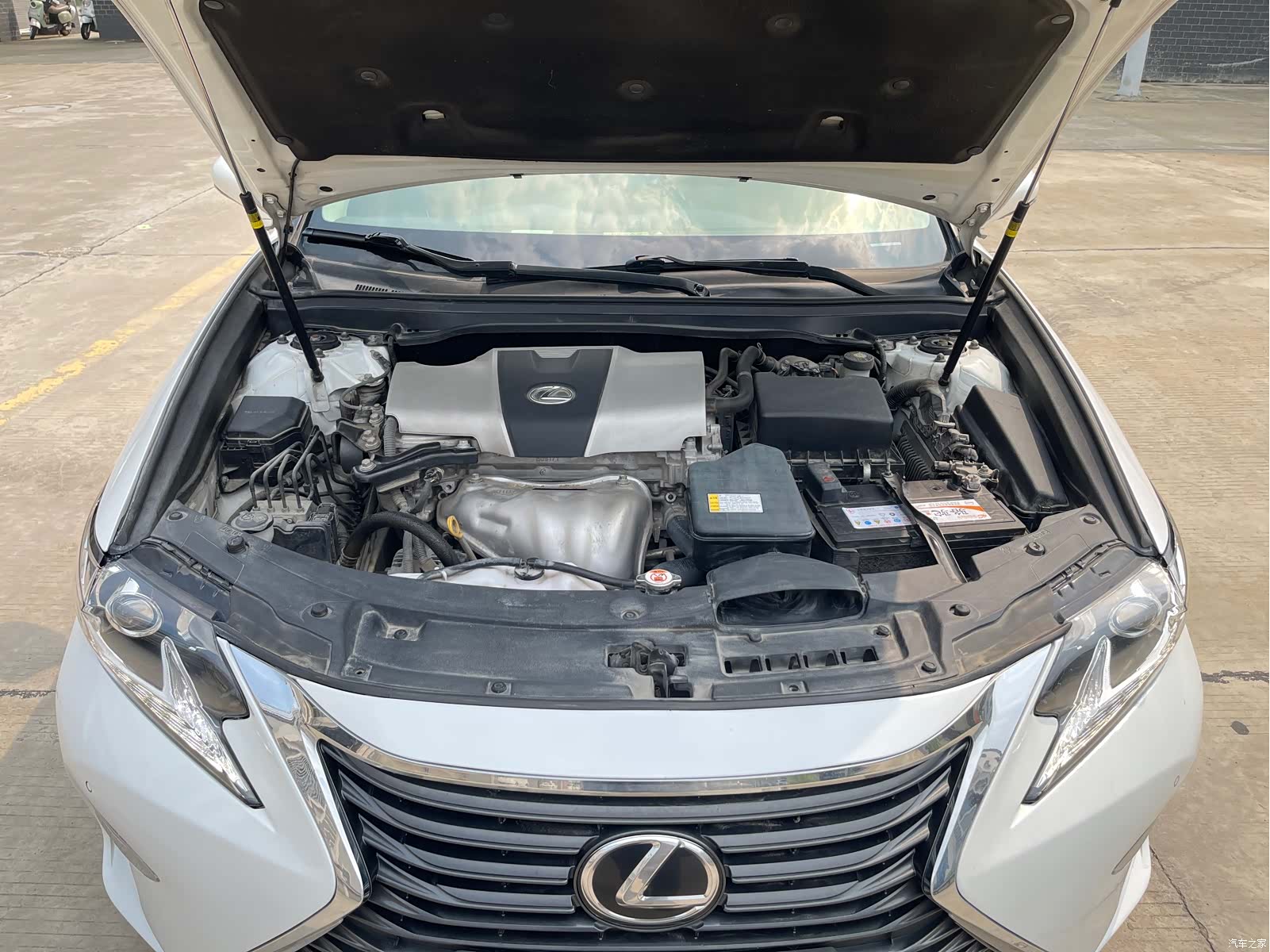 Lexus ES, 2018 15