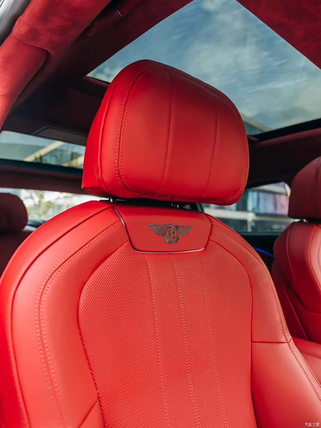 Bentley Flying Spur, 2022 9