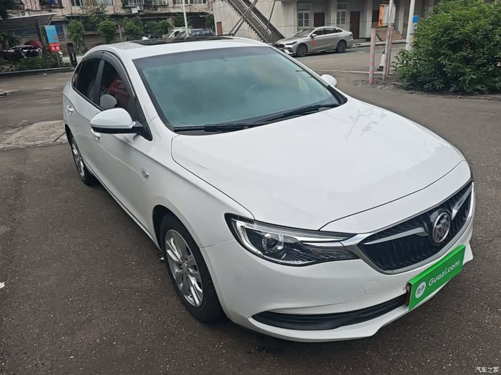 Buick V, 2018 4