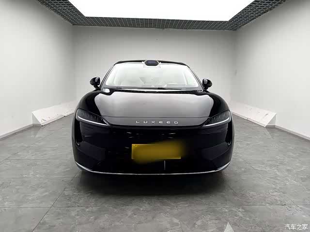 Luxeed R7, 2024 2