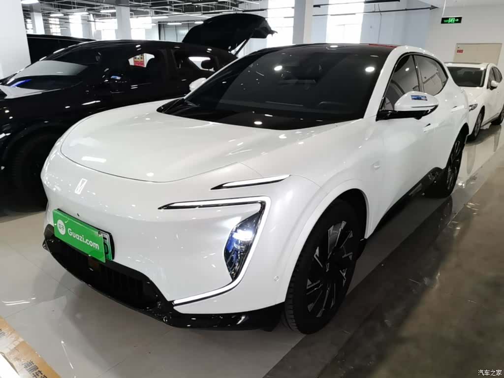 Avatr 07, 2025 2