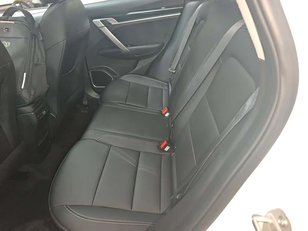 Geely Coolray, 2025 17