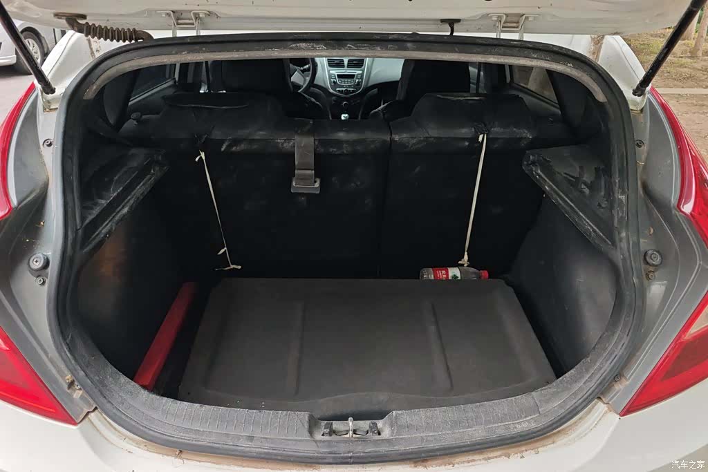 Hyundai GLX, 2016 4