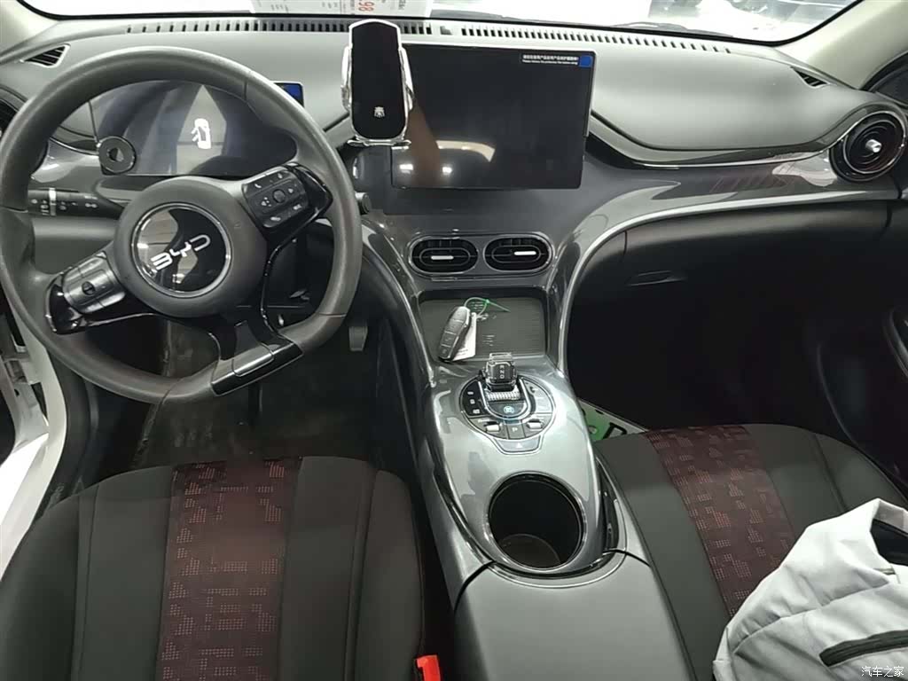 BYD E2, 2024 10