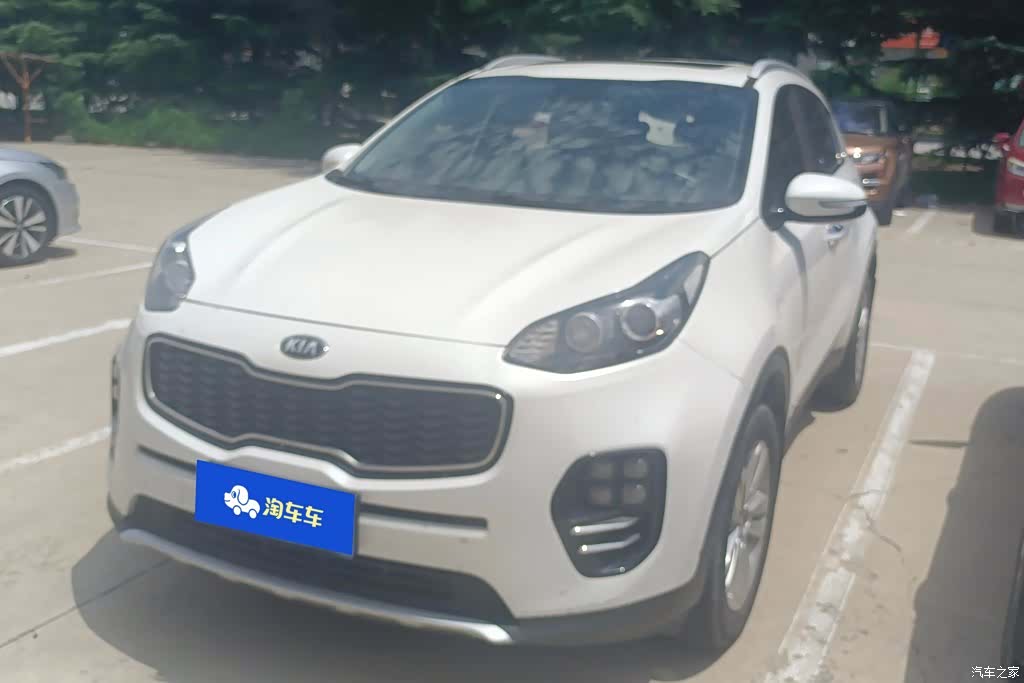 Kia KX5, 2016 1