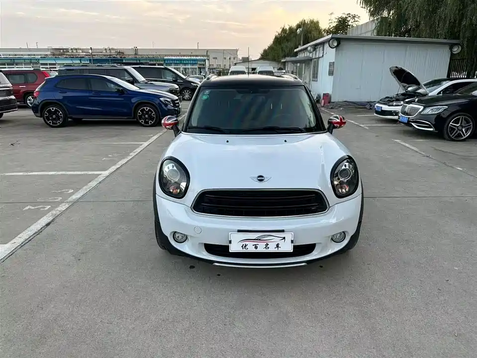 MINI COUNTRYMAN