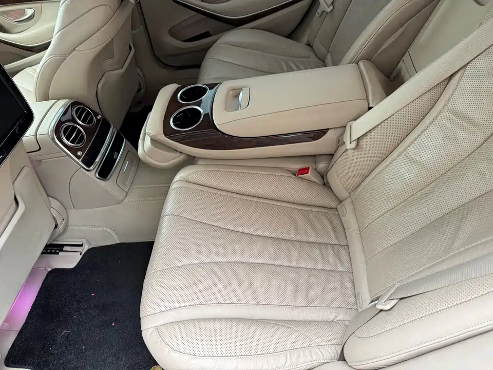 Mercedes-Benz S-class Mercedes-Benz S-class