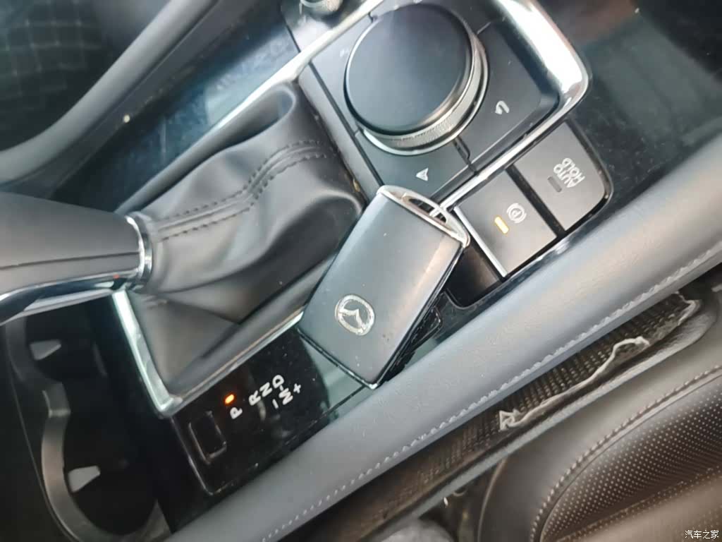 Mazda Mazda3, 2021 9