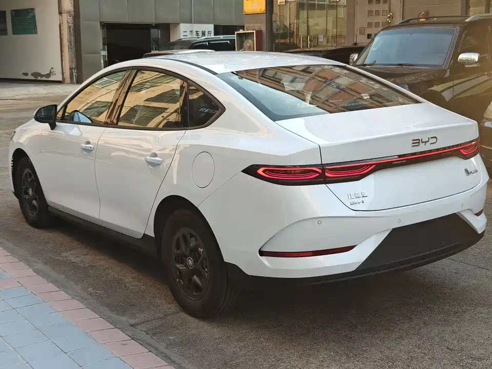 BYD Qin Yuan